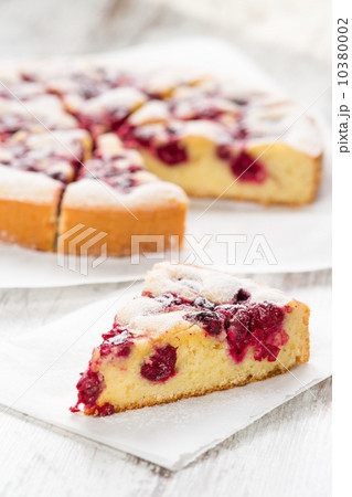 Homemade Organic Cherry Pie 10380002