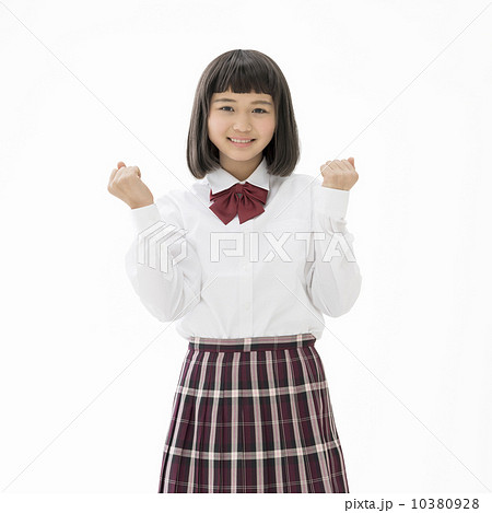 ガッツポーズをする女子中学生 10380928