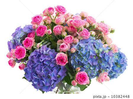 bunch of roses and  hortensia flowers 10382448