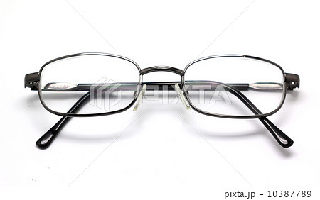eye glasses isolated on white 10387789