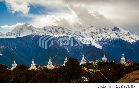 Yunnan scene-Meili(Meri) Snow Mountains 10387987