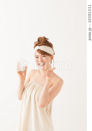 牛乳 女性 牛乳 女性 10391331