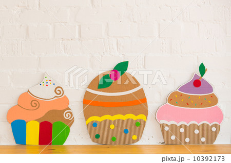 Cakes made ​​of paper on white background 10392173