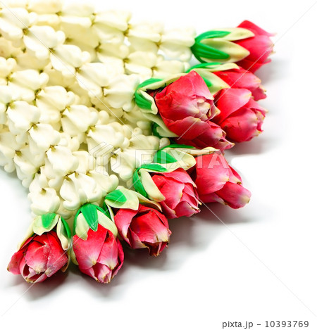 Garland flower 10393769