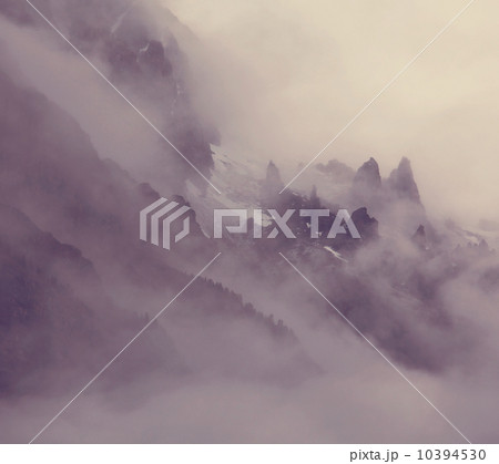 Canadian mountains Canadian mountains 10394530