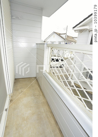 ベランダ 10399179