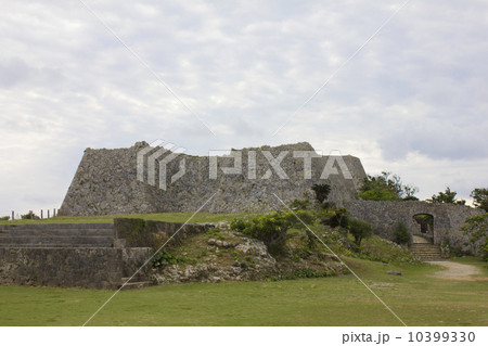 中城城跡 10399330