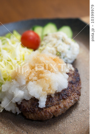 おろしハンバーグ 10399979