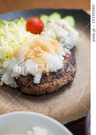 おろしハンバーグ 10399980