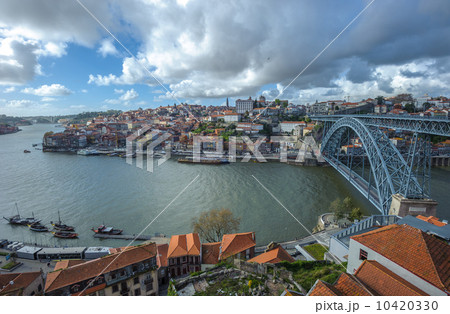 Panorama of Porto with Luis I Bridge, Portugal 10420330
