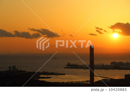 千葉港の夕暮れ 千葉港の夕暮れ 10420883
