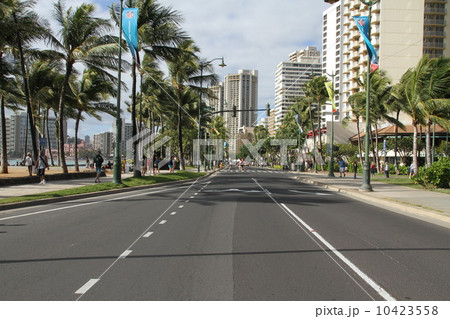 ワイキキ カラカウア通り ワイキキ カラカウア通り 10423558