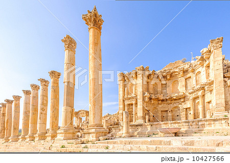 ニンフェウム神殿(ヨルダン、ジェラシュ) 10427566