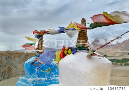 Buddhist symbols 10435735