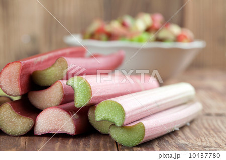 Rhubarb 10437780