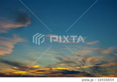 Summer Dawn 10438854