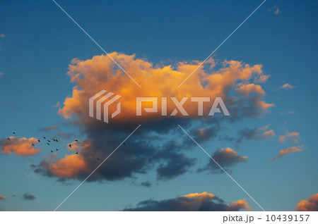 Beautiful cloudscape Beautiful cloudscape 10439157