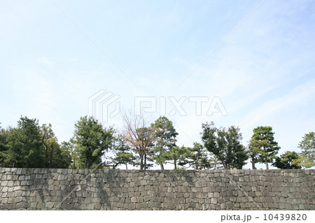 城壁に青空 城壁に青空 10439820