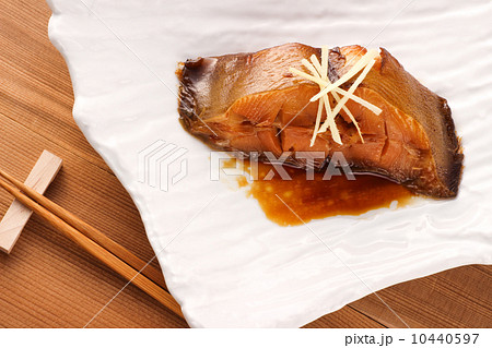 カレイの煮付け 10440597