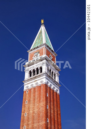 St Mark's Campanile in Venice, Italy St Mark's Campanile in Venice, Italy 10442101
