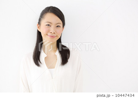 女性ポートレイト 10447434