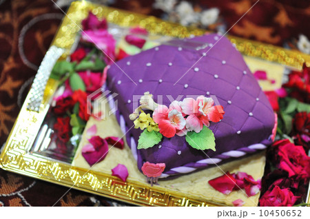 Wedding cake 10450652