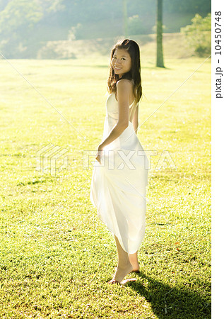 Asian bride 10450748