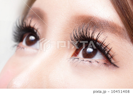Beautiful woman eye Beautiful woman eye 10451408