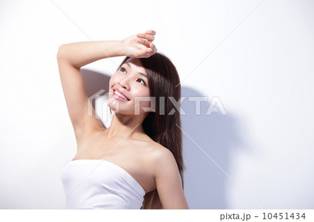 Beautiful woman face 10451434