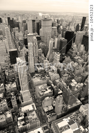Manhattan skyline with New York City skyscrapers in black and wh Manhattan skyline with New York City skyscrapers in black and wh 10452323