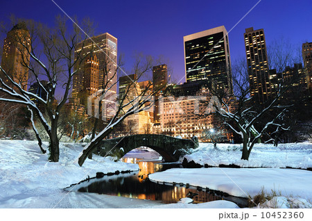 New York City Manhattan Central Park panorama at dusk New York City Manhattan Central Park panorama at dusk 10452360