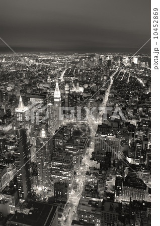 New York City Manhattan skyline aerial view at dusk black and wh 10452869