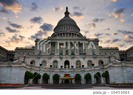Capitol Hill Building closeup, Washington DC 10453003