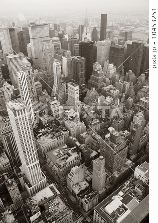 New York City Manhattan skyline aerial view black and white 10453251