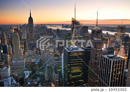 New York City Manhattan skyline 10453302