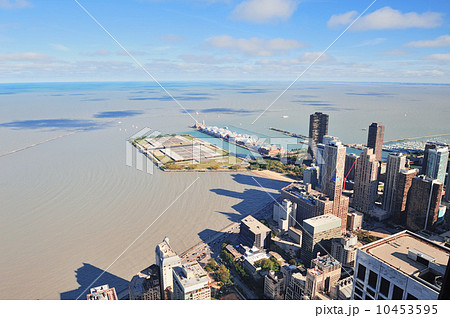 Chicago Navy Pier 10453595