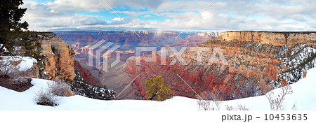Grand Canyon panorama view in winter with snow Grand Canyon panorama view in winter with snow 10453635