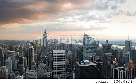 Manhattan SKYLINE 10454372