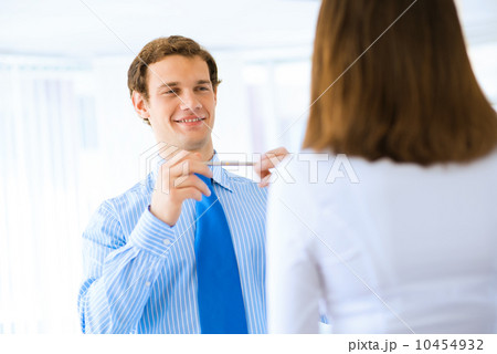 Young businessman doing interviews Young businessman doing interviews 10454932