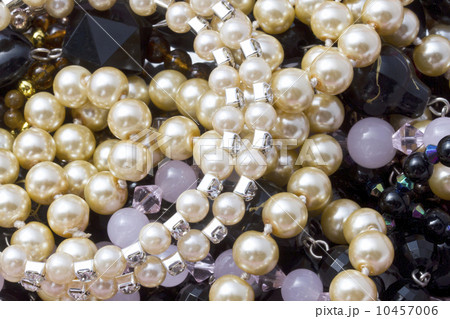 string of beads 10457006