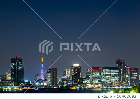 星条旗色にライトアップする東京タワー オバマ米大統領来日 星条旗色にライトアップする東京タワー オバマ米大統領来日 10462692