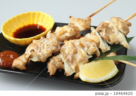 焼鳥のなんこつ串 10464620