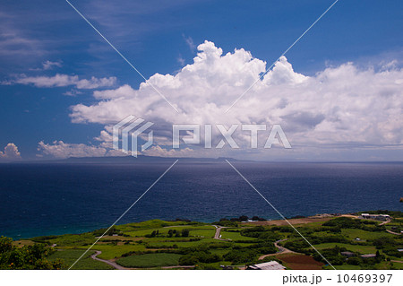 ヨロン、夏の雲 ヨロン、夏の雲 10469397