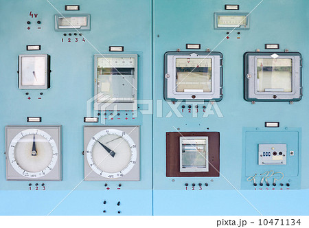 Control panel with instrumentation 10471134