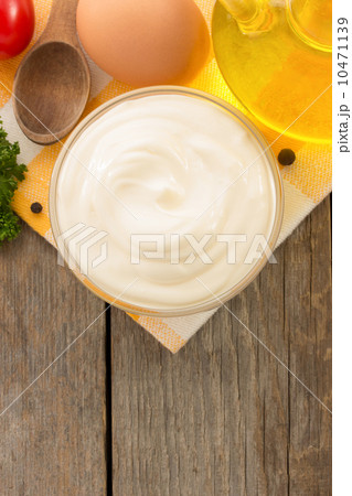mayonnaise sauce in bowl mayonnaise sauce in bowl 10471139