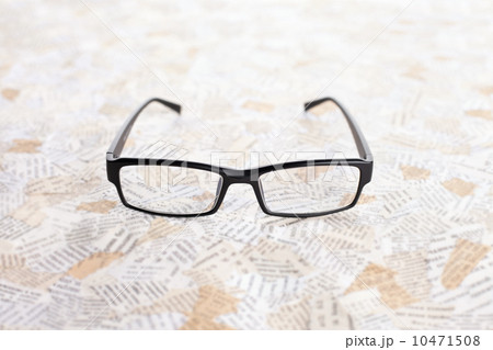reading glasses reading glasses 10471508