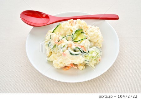 ポテトサラダ(和風食器)。 ポテトサラダ(和風食器)。 10472722