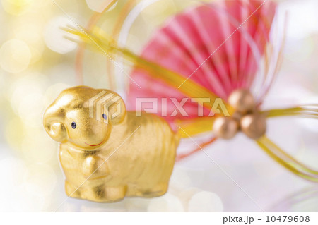 金箔の羊 10479608