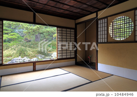 特別名勝「栗林公園」掬月亭の茶室(冬) 特別名勝「栗林公園」掬月亭の茶室(冬) 10484946