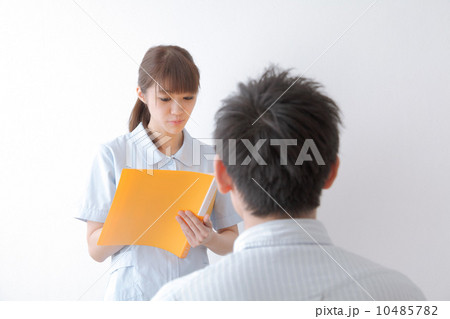女性看護師 10485782
